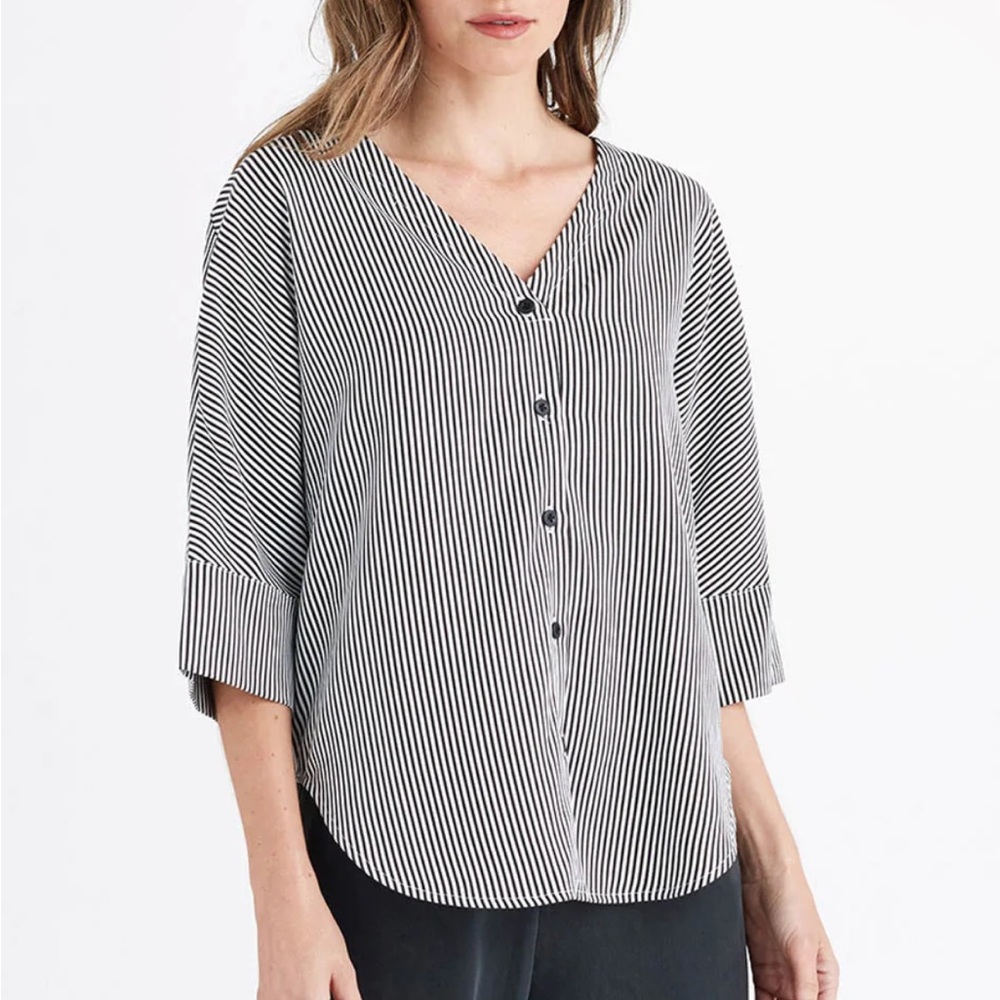 VETTA The Boyfriend shirt.